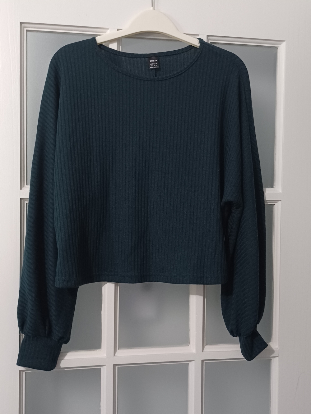 SHEIN Dark Forest Green Ribbed Balloon Sleeve Crop Top